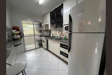 Apartamento à venda com 74m², 2 quartos e 1 vagaCozinha e Área de Serviço