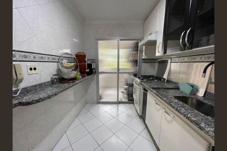 Apartamento à venda com 74m², 2 quartos e 1 vagaCozinha e Área de Serviço