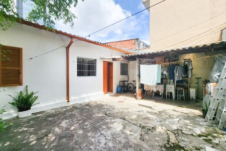 Casa para alugar com 60m², 1 quarto e sem vagaÁrea de Serviço 