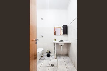 Casa para alugar com 60m², 1 quarto e sem vagaBanheiro 