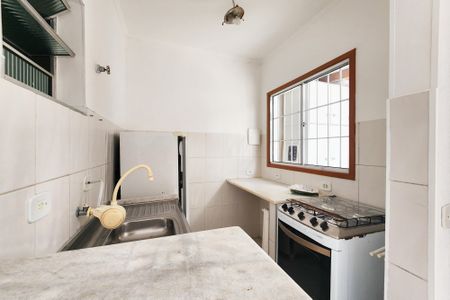 Casa para alugar com 60m², 1 quarto e sem vagaCozinha 