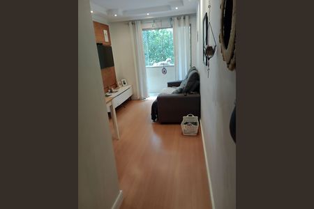 Apartamento à venda com 3 quartos, 55m² em Parque Maria Domitila, São Paulo