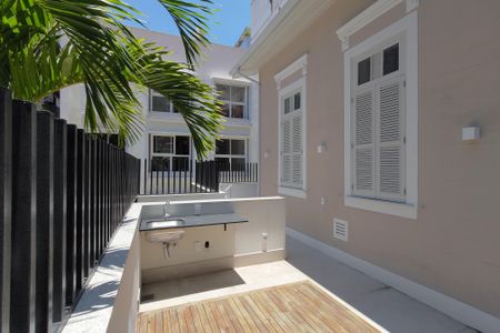 Casa de condomínio à venda com 71m², 1 quarto e 1 vagaQuintal