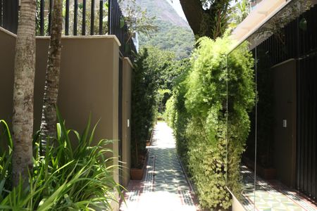 Casa de condomínio à venda com 71m², 1 quarto e 1 vagaÁrea comum