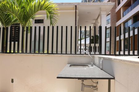 Casa de condomínio à venda com 71m², 1 quarto e 1 vagaQuintal