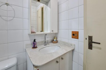 Apartamento à venda com 76m², 3 quartos e 1 vagaBanheiro Social