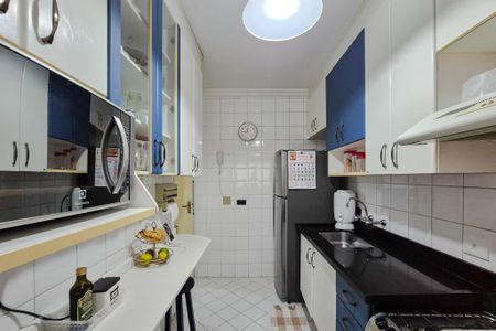 Apartamento à venda com 76m², 3 quartos e 1 vagaCozinha - Armários