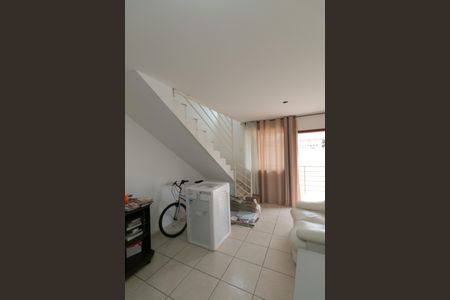 Casa à venda com 2 quartos, 70m² em Céu Azul, Belo Horizonte