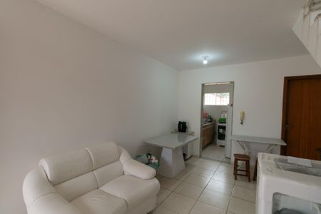 Casa à venda com 2 quartos, 70m² em Céu Azul, Belo Horizonte