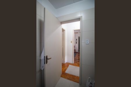 Casa à venda com 200m², 3 quartos e 3 vagasBanheiro 2