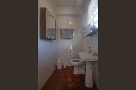 Casa à venda com 200m², 3 quartos e 3 vagasBanheiro 3