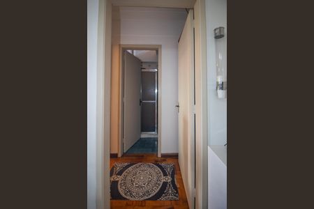 Casa à venda com 200m², 3 quartos e 3 vagasCorredor