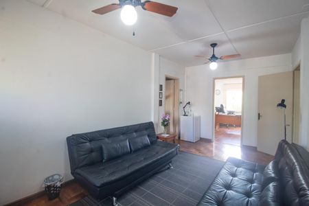 Casa à venda com 200m², 3 quartos e 3 vagasSala