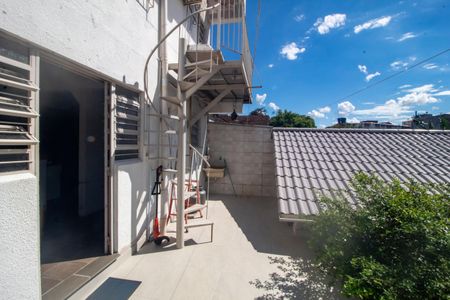 Casa à venda com 200m², 3 quartos e 3 vagasQuintal