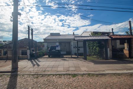 Casa à venda com 200m², 3 quartos e 3 vagasFachada