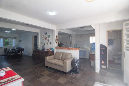 Casa à venda com 200m², 3 quartos e 3 vagasSala/Cozinha