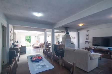 Casa à venda com 200m², 3 quartos e 3 vagasSala/Cozinha