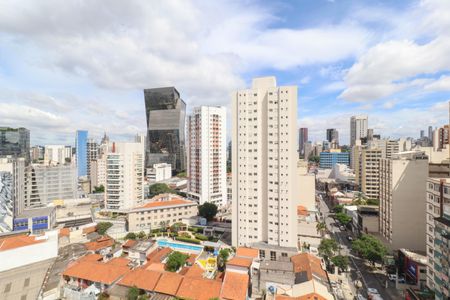 Vista de kitnet/studio para alugar com 1 quarto, 27m² em Pinheiros, São Paulo