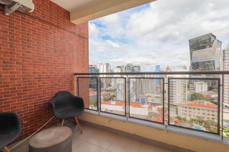 Varanda de kitnet/studio para alugar com 1 quarto, 27m² em Pinheiros, São Paulo