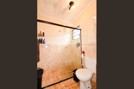 Casa à venda com 230m², 3 quartos e 4 vagasBanheiro da Suíte