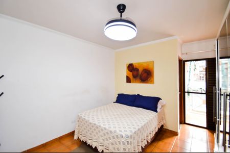 Casa à venda com 230m², 3 quartos e 4 vagasQuarto 3 - Suíte