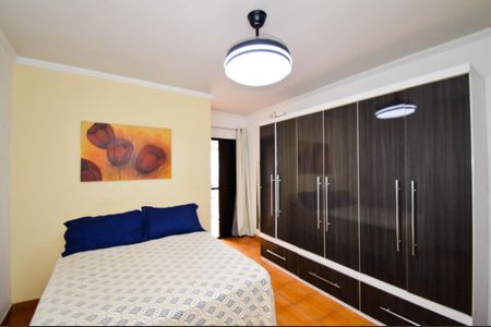 Casa à venda com 230m², 3 quartos e 4 vagasQuarto 3 - Suíte