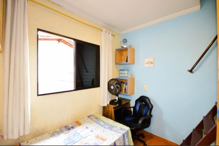 Casa à venda com 230m², 3 quartos e 4 vagasQuarto 2