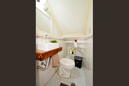 Casa à venda com 230m², 3 quartos e 4 vagasLavabo