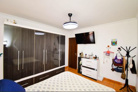 Casa à venda com 230m², 3 quartos e 4 vagasQuarto 3 - Suíte