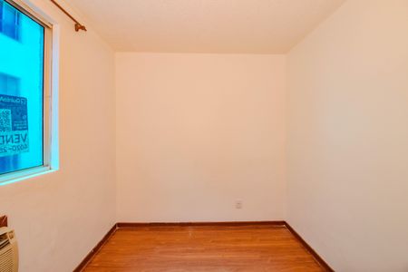 Quarto 2 de apartamento para alugar com 2 quartos, 38m² em Jardim Dona Leopoldina, Porto Alegre