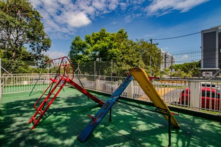 Apartamento para alugar com 38m², 2 quartos e 1 vaga Apartamento para alugar com 38m², 2 quartos e 1 vagaÁrea comum - Playground