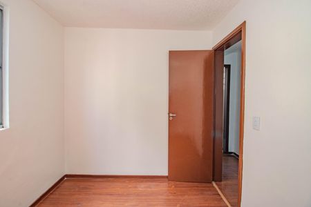 Quarto 1 de apartamento para alugar com 2 quartos, 38m² em Jardim Dona Leopoldina, Porto Alegre