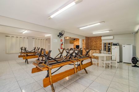 Apartamento para alugar com 38m², 2 quartos e 1 vaga Apartamento para alugar com 38m², 2 quartos e 1 vagaÁrea comum - Salão de festas