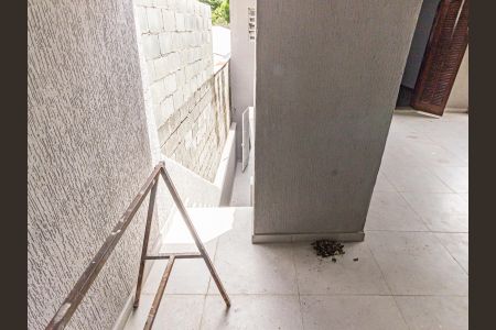 Casa para alugar com 110m², 3 quartos e sem vagaÁrea de Serviço e Quintal