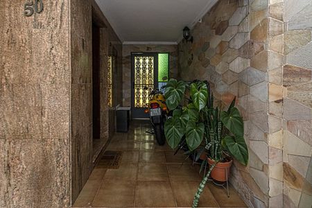 Casa à venda com 140m², 3 quartos e 2 vagas Casa à venda com 140m², 3 quartos e 2 vagashall social_1