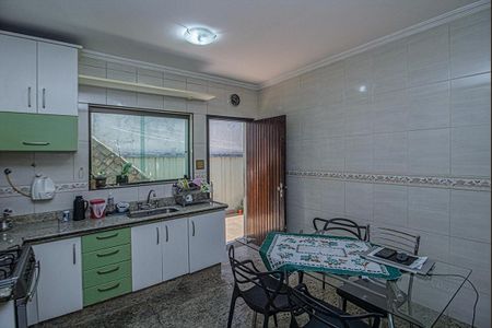 Casa à venda com 140m², 3 quartos e 2 vagas Casa à venda com 140m², 3 quartos e 2 vagascozinha_2