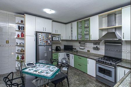 Casa à venda com 140m², 3 quartos e 2 vagas Casa à venda com 140m², 3 quartos e 2 vagascozinha_3