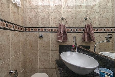 Casa à venda com 140m², 3 quartos e 2 vagas Casa à venda com 140m², 3 quartos e 2 vagaslavabo_2