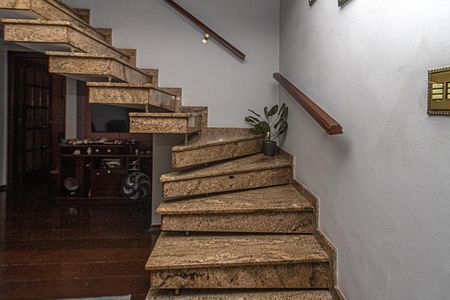 Casa à venda com 140m², 3 quartos e 2 vagas Casa à venda com 140m², 3 quartos e 2 vagasacesso para os pisos_1