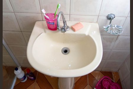 Casa à venda com 100m², 1 quarto e sem vagaBanheiro