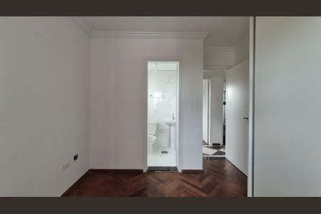 Apartamento à venda com 81m², 3 quartos e 1 vaga Apartamento à venda com 81m², 3 quartos e 1 vagaSuíte