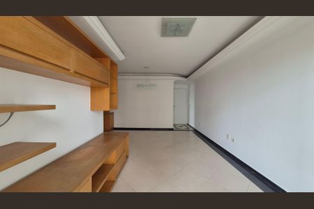 Apartamento à venda com 81m², 3 quartos e 1 vaga Apartamento à venda com 81m², 3 quartos e 1 vagaSala