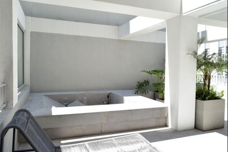 Studio à venda com 52m², 1 quarto e sem vagaOfurô