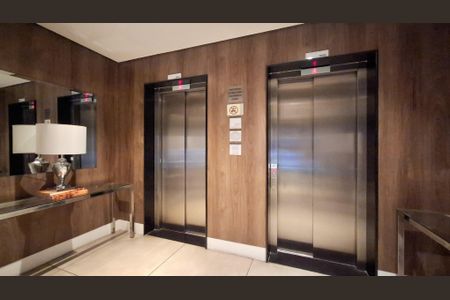 Studio para alugar com 27m², 1 quarto e 1 vaga Studio para alugar com 27m², 1 quarto e 1 vagaHall Social