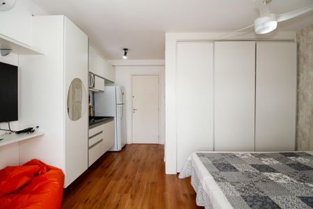 Studio para alugar com 27m², 1 quarto e 1 vaga Studio para alugar com 27m², 1 quarto e 1 vagaStudio