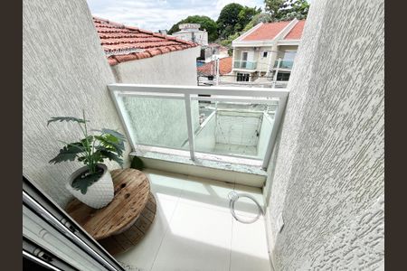 Casa à venda com 91m², 2 quartos e 2 vagasQuarto Suíte 1 Varanda
