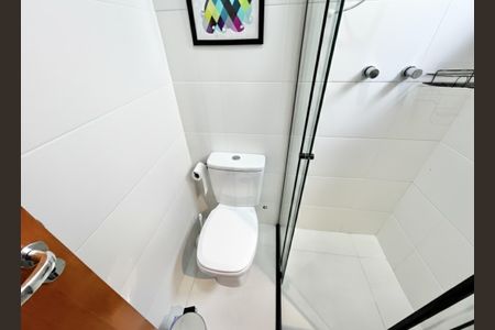 Casa à venda com 91m², 2 quartos e 2 vagasBanheiro da Suíte 2