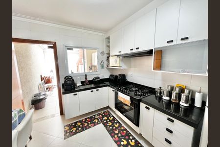 Casa à venda com 91m², 2 quartos e 2 vagasCozinha