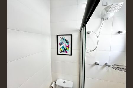 Casa à venda com 91m², 2 quartos e 2 vagasBanheiro da Suíte 2