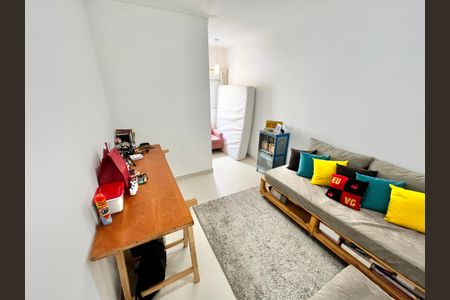 Casa à venda com 91m², 2 quartos e 2 vagasQuarto Suíte 2